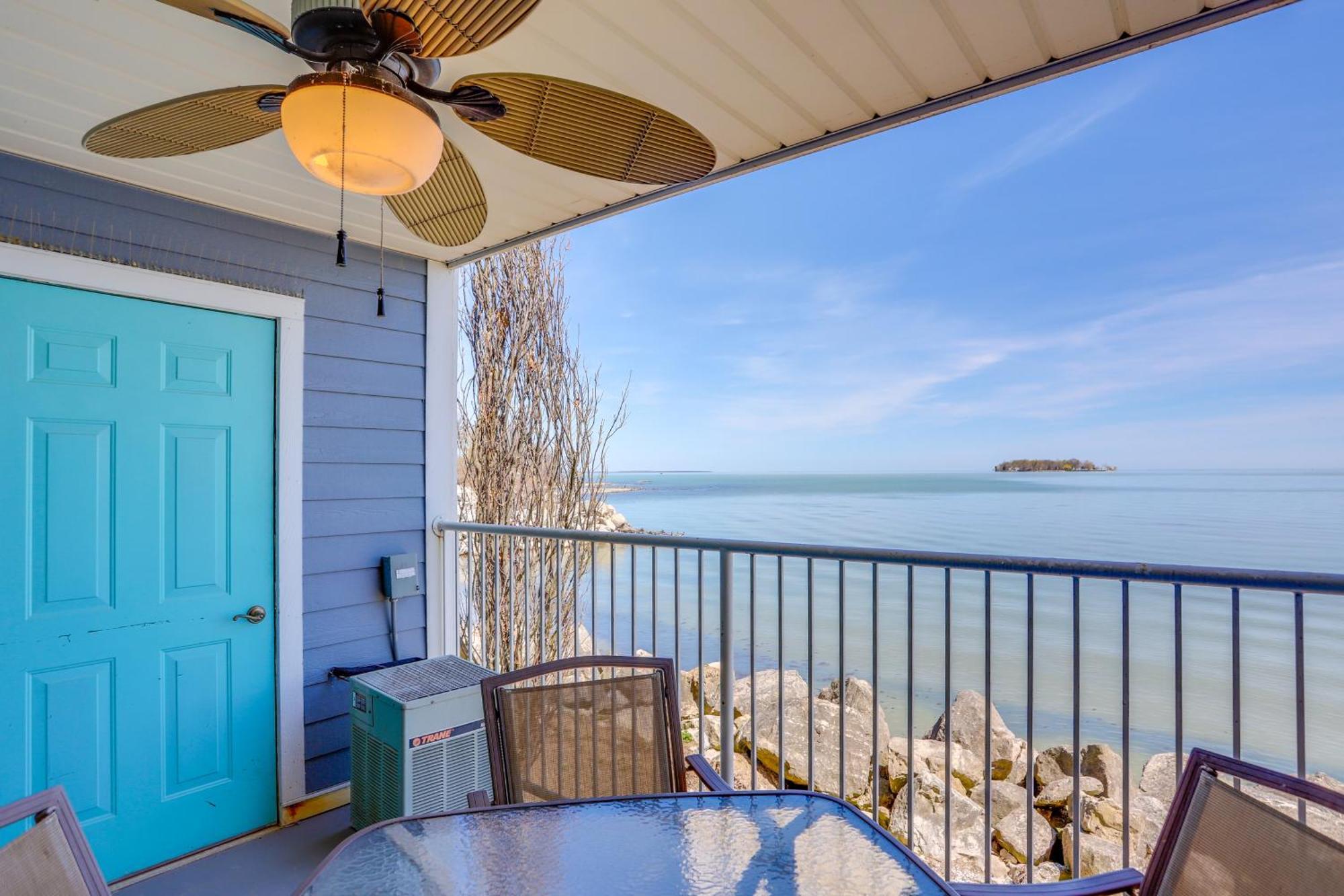 Waterfront Middle Bass Condo With Pool Access! Put-in-Bay Extérieur photo