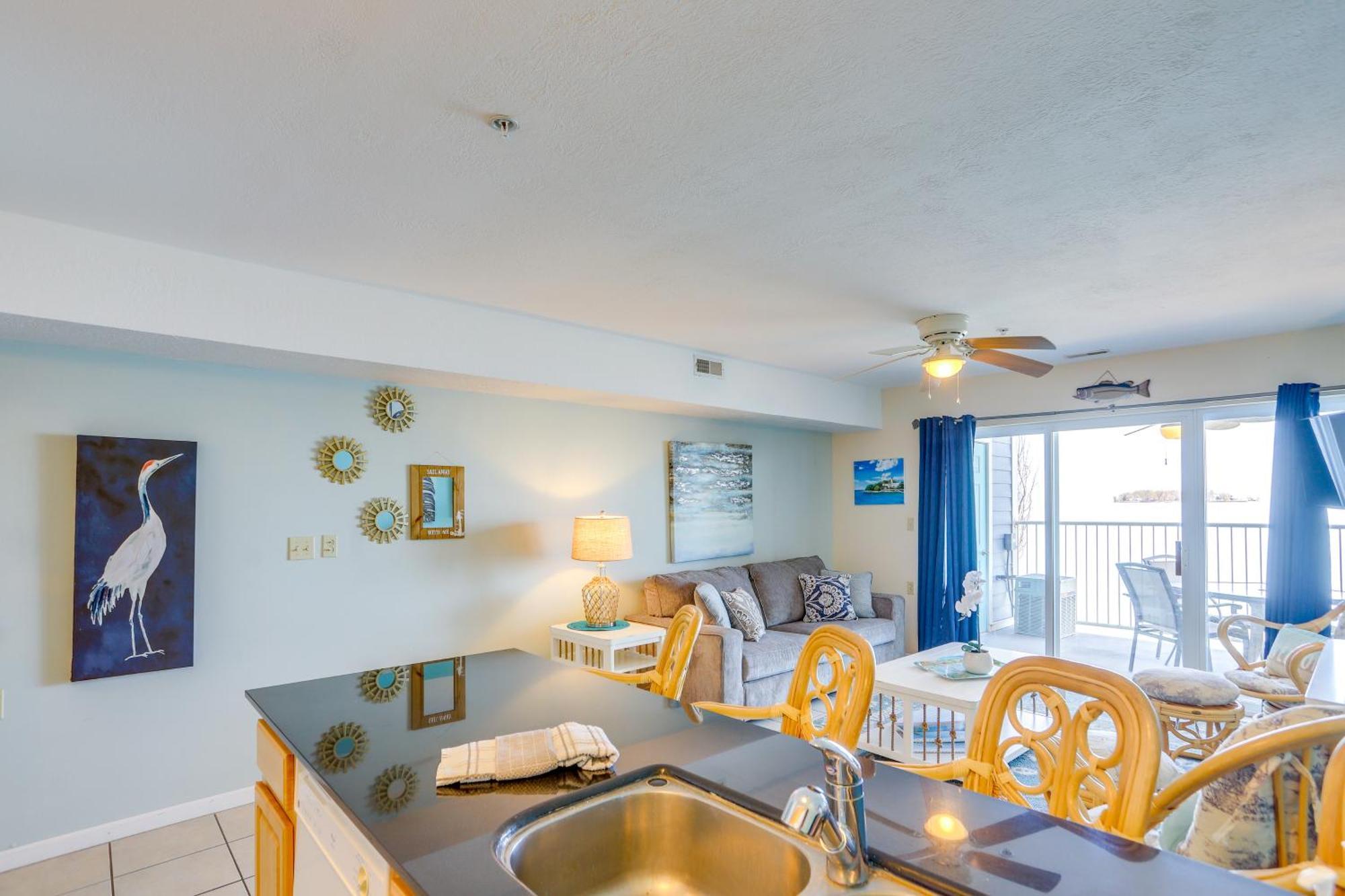 Waterfront Middle Bass Condo With Pool Access! Put-in-Bay Extérieur photo